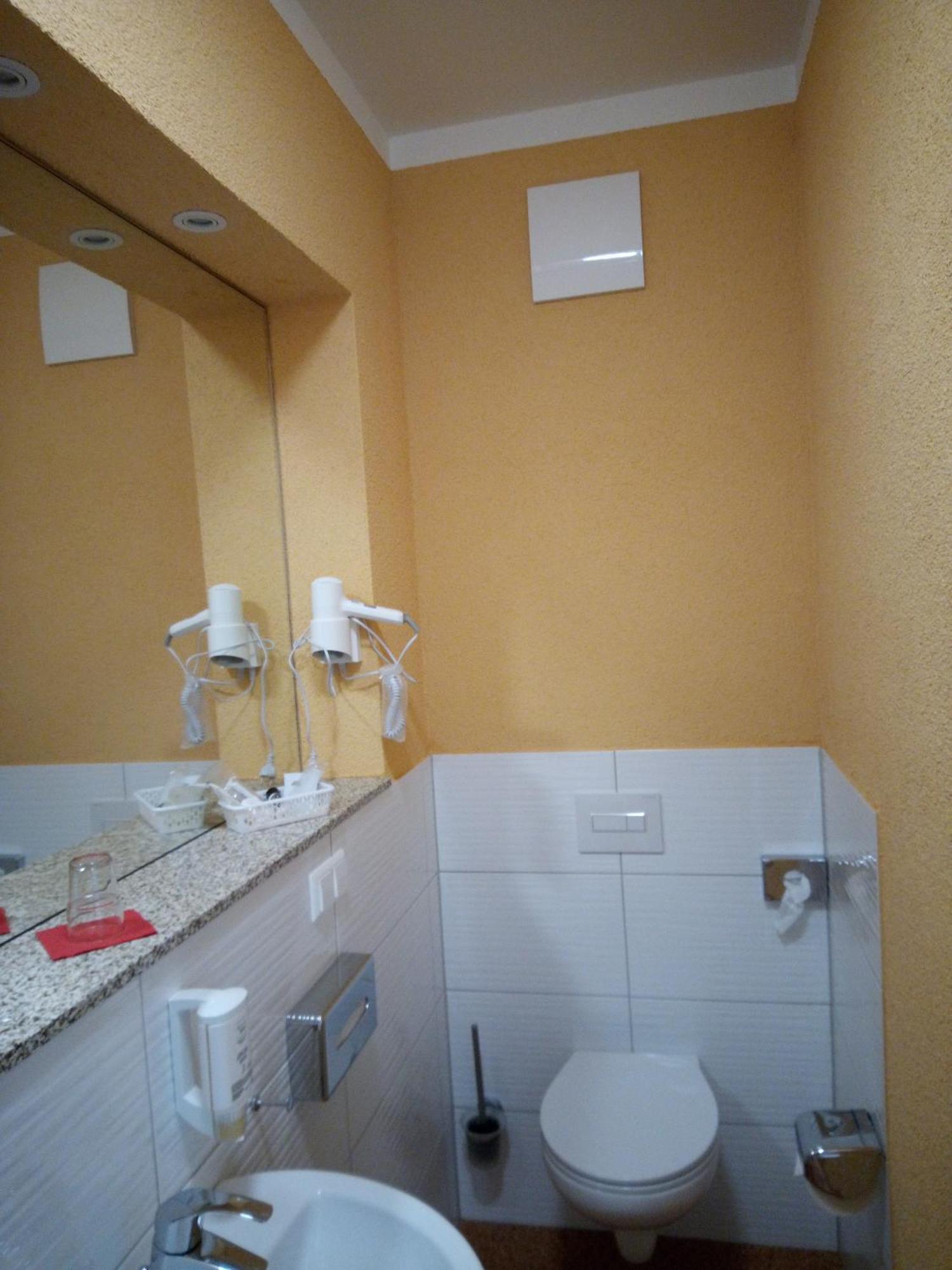 Hotel Zur Kulturweberei Finsterwalde Room photo
